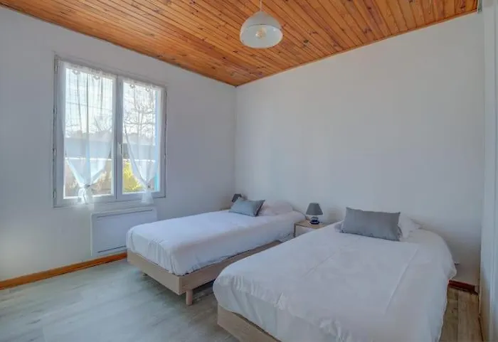 Semesterbostad Maison 8 Couchages *